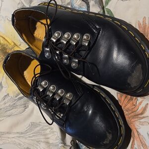 Vintage Dr. Martens Shoes 8098 Black Leather 4 Eyelet Made In England Size 5/7